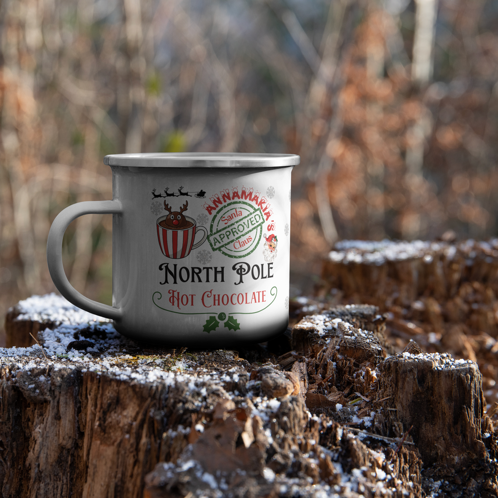 Christmas_North_Pole_Hot_Chocolate_perso_CampingMugLifestyleStump2_Mockup.png_14994742